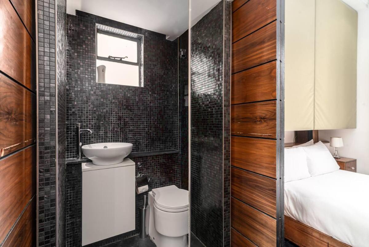 Award-Winning Designer Apartment ลอนดอน ภายนอก รูปภาพ