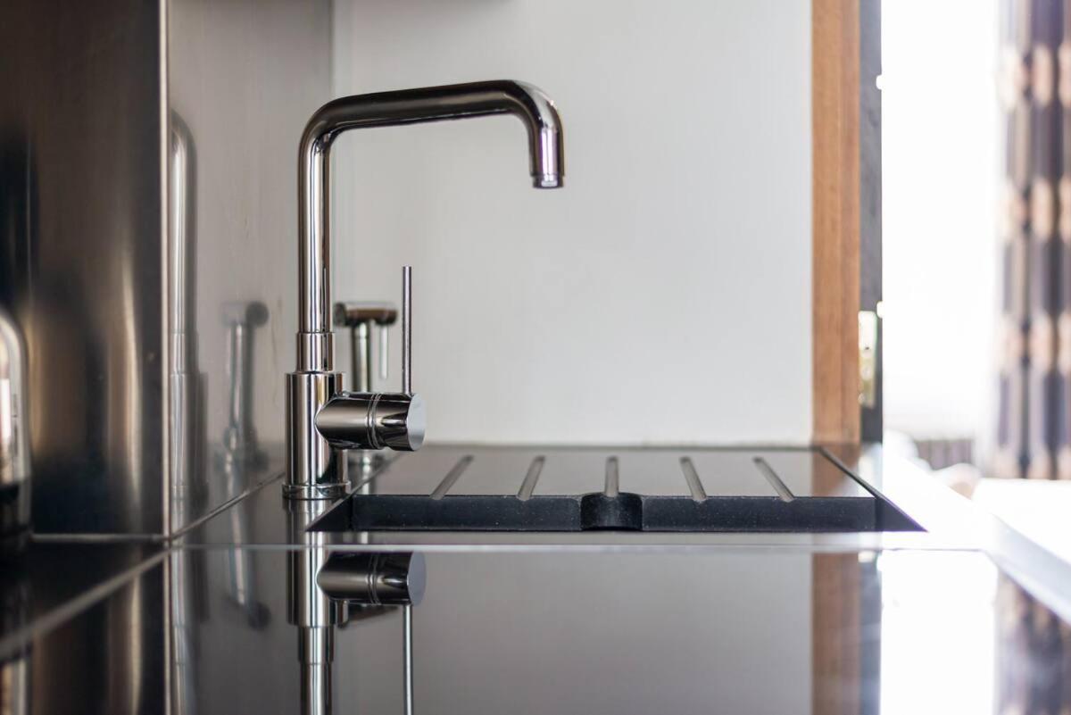 Award-Winning Designer Apartment ลอนดอน ภายนอก รูปภาพ